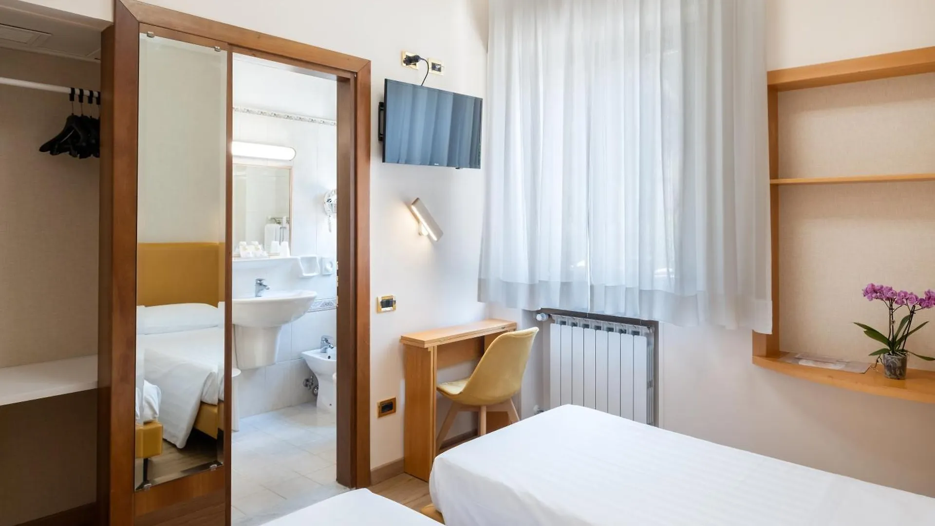 Hotel Santa Prisca Rome